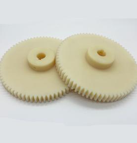 Plastic spur  gear 